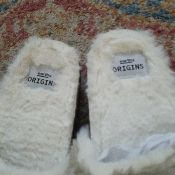 Earth orgins Olli faux fur slide - Picture 4 of 6